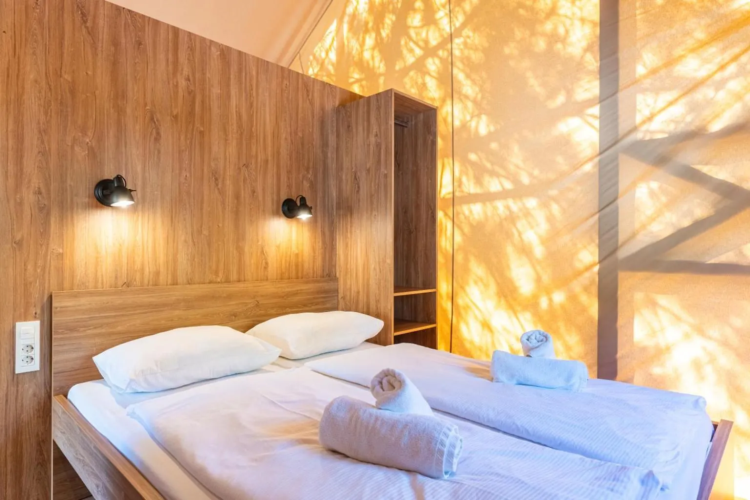 Adria Glamping Luxury Tents Camping Poljana Mali Lošinj 0*,