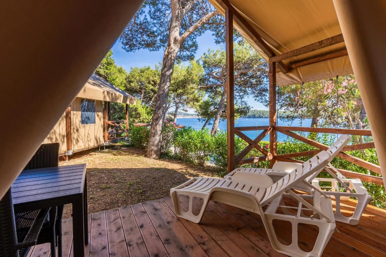 Adria Glamping Luxury Tents Camping Poljana Mali Lošinj Croacia
