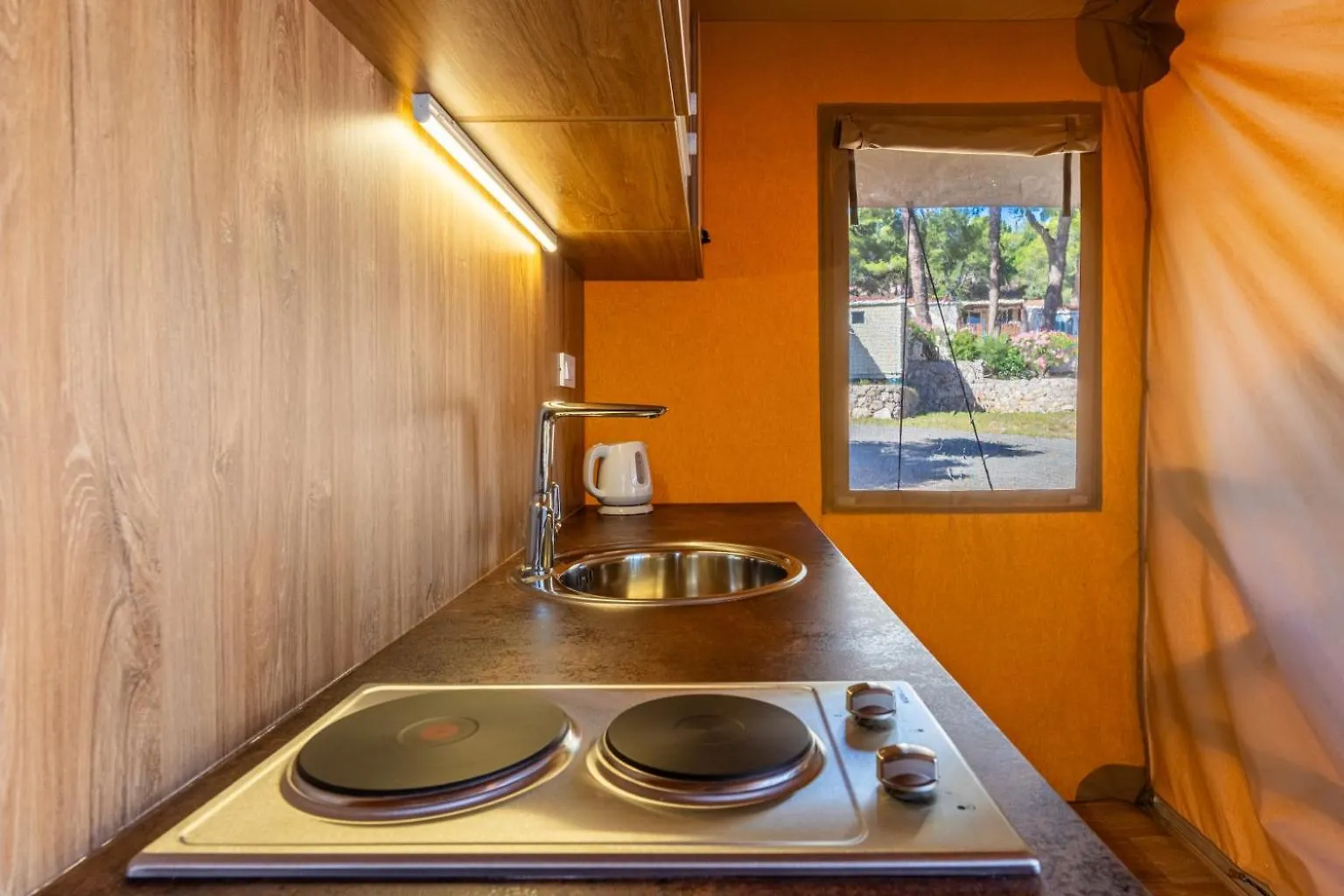 Adria Glamping Luxury Tents Camping Poljana Mali Lošinj