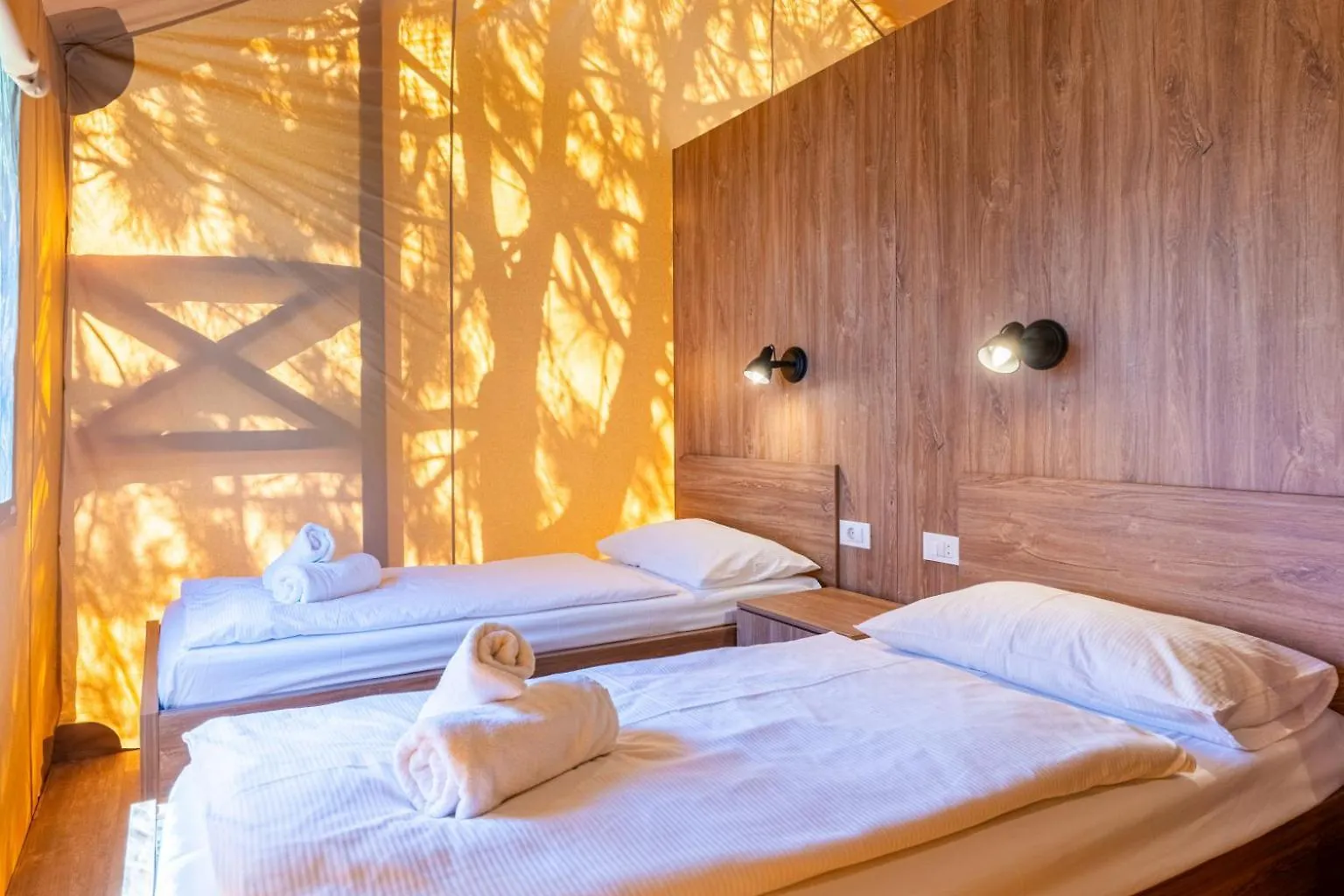 Adria Glamping Luxury Tents Camping Poljana Mali Lošinj 0*,